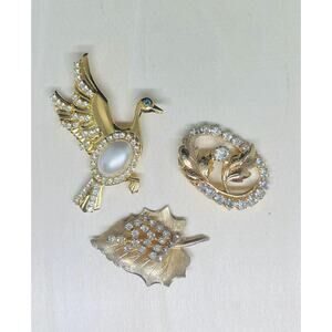 Vintage brooches, vintage jewelry, gold brooches, brooch set, gift for her